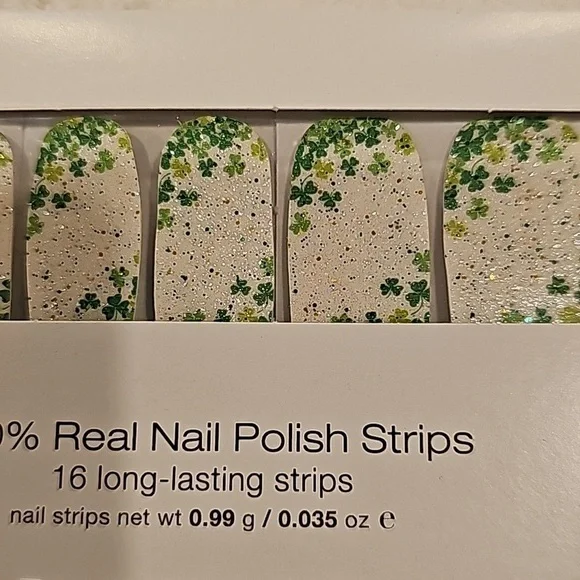 NWT Color Street - Picture 2 of 6